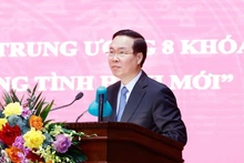 越南国家主席武文赏发表讲话。