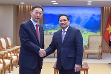 范明正总理会见中国广西壮族自治区党委书记刘宁。（图片来源：VGP）