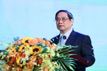 范明正总理发表讲话。（图片来源：VGP）
