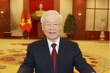 越共中央总书记阮富仲发表二〇二三癸卯年新年贺词。