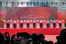 2024年越南全国报刊展正式开展【组图】