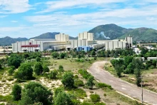 平定省归仁市仁会工业园区。