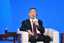中国广西壮族自治区南宁市委副书记、市长侯刚。（图片来源：越通社