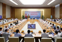 越南政府总理范明正主持召开交通运输重点项目国家指导委员会第17次会议【组图】