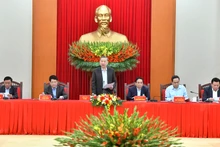 越共中央总书记苏林主持召开越共十四大文件起草工作小组会议【组图】