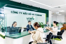 附图。