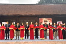 国际水彩画展在文庙国子监开展。