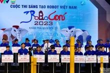 2023年越南机器人创新大赛决赛开幕。