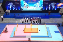 越南队在2023年亚太广播联盟机器人大赛排名第三。