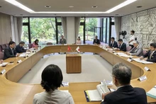 座谈会场景。（图片来源：越通社）