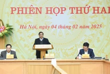 越南政府总理范明正主持召开核电站建设会议【组图】