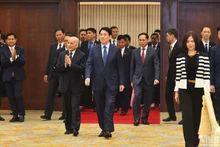 越南国家主席梁强设宴招待柬埔寨国王西哈莫尼【组图】