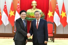 越共中央总书记苏林会见新加坡总理黄循财【组图】