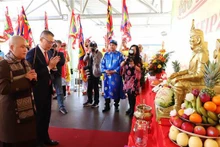 在德国举行的2023年雄王国祖祭祖仪式。（图片来源：越通社）
