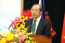 河内市越捷友好协会主席彭进龙在活动上发言。