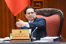 越南政府总理范明正主持召开政府组织机构调整指导委员会第十次会议【组图】