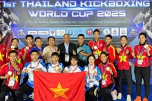 越南踢拳队在2025年第一届世界踢拳世界杯上以5金8银6铜的辉煌战绩完美收官。