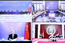 第十七次越中两党理论研讨会通过视频方式举行。（图片来源：越通社）