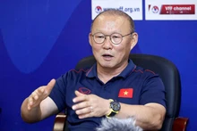 前越南男足主教练朴恒绪