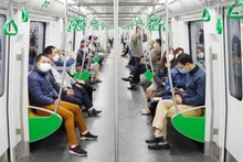 附图：2023年第一季度河内吉灵-河东轻轨客运量达265万人次 。