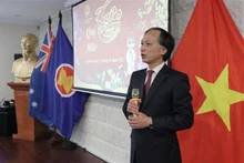 越南驻澳大利亚大使阮必成在活动上发言。