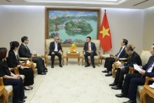 越南政府副总理黎成龙会见了美国非营利组织——越南基金会执行经理范德忠坚。