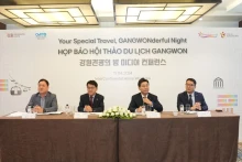韩国江原道在河内举行旅游推介会。