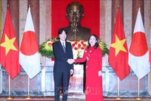 越南国家副主席武氏映春和日本皇嗣秋筱宫文仁亲王。