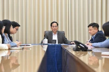 越南政府副总理兼外交部长裴青山与乌克兰外交部长安德里·西比加通电话。