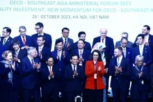 与会代表合影。
