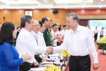 越共中央总书记、国家主席苏林与胡志明市市委举行工作会议。（图片来源：越通社）