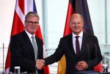 德国总理奥拉夫·朔尔茨和英国首相基尔·斯塔默出席于2024年8月28日在德国柏林举行的新闻发布会。 (图片来源:路透社)