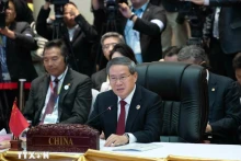 中国国务院总理李强出席第27届东盟-中国峰会。