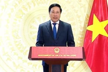 范平明副总理在开幕式上发表讲话。