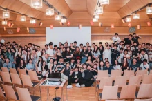 欧洲越南青年学生夏令营开幕。
