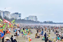 附图。