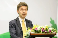 欧盟驻越南代表团团长朱利安·古尔利尔。