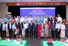 与会代表合影。