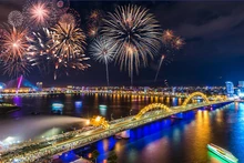 岘港市是国际烟花节举办地点。