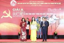 黎国明同志和阮氏线同志授予一等奖。