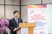 胡志明市贸易投资促进中心主任陶明正发表讲话。