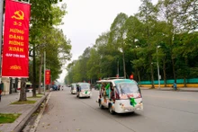 还剑-升龙皇城电动观光车游览线路正式开通。