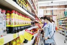 附图。
