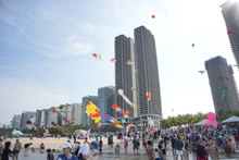 2025年夏季国内旅游有望迎来爆发式增长。（图片来源：越通社）