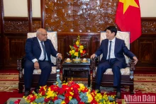 越南国家主席梁强会见古巴驻越南大使奥兰多·尼古拉斯·吉伦【组图】