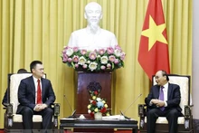 越南国家主席阮春福会见俄罗斯联邦总检察长伊戈尔·克拉斯诺夫。（图片来源：越通社）