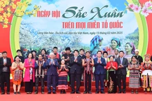 国家主席梁强出席2025乙巳春节“祖国各地春意盎然”活动【组图】
