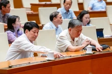越南国会通过关于促进民营经济发展的一系列特殊机制政策的决议。