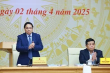 范明正总理发言。