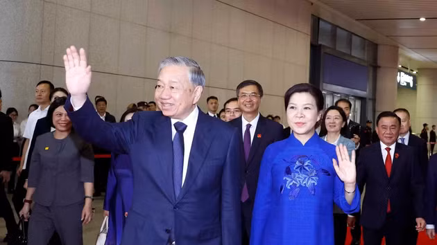 越共中央总书记、国家主席苏林及夫人圆满结束对中国进行的国事访问。